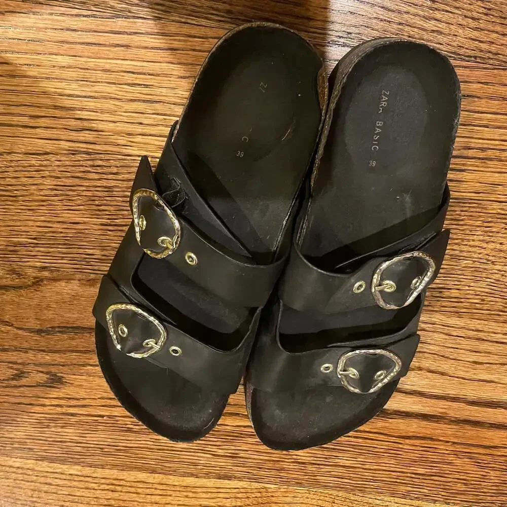 Zara Basics Black Two-Strap Platform Slide Sandals with Gold Buckles - Picture 3 of 5
